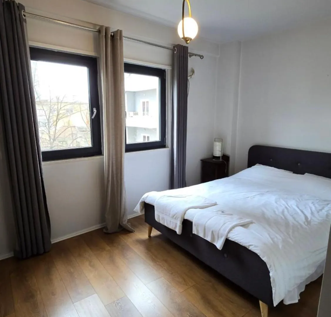 Teduktu Apartment Near City Center Tirana